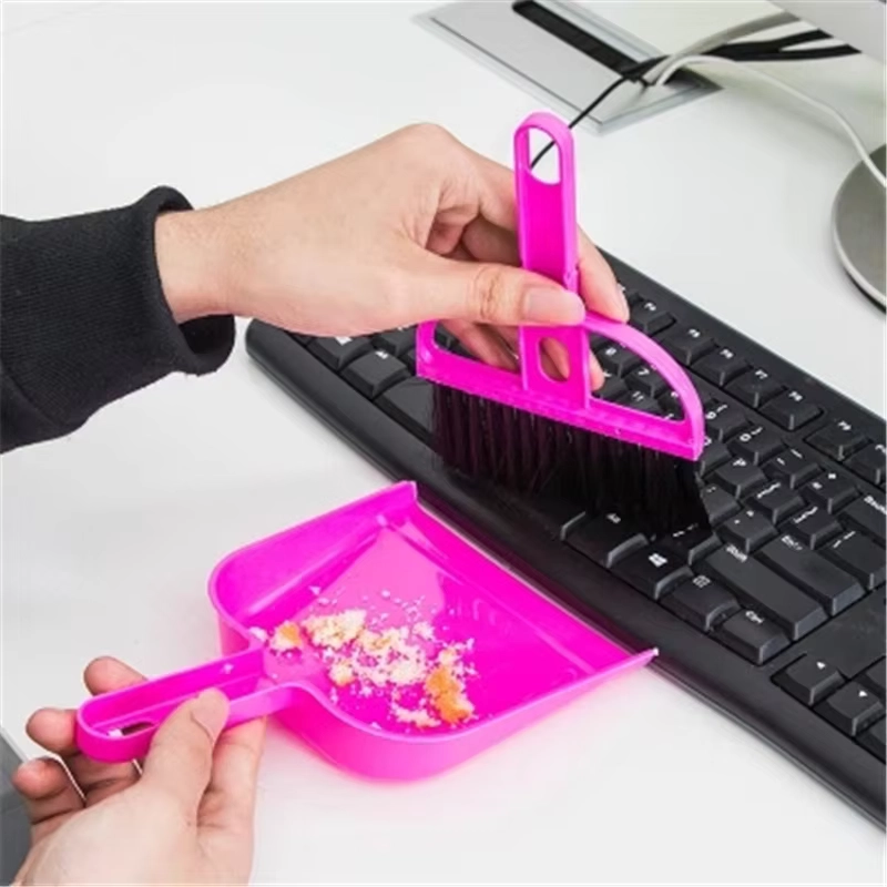 Desktop Keyboard Cleaning Brush Set