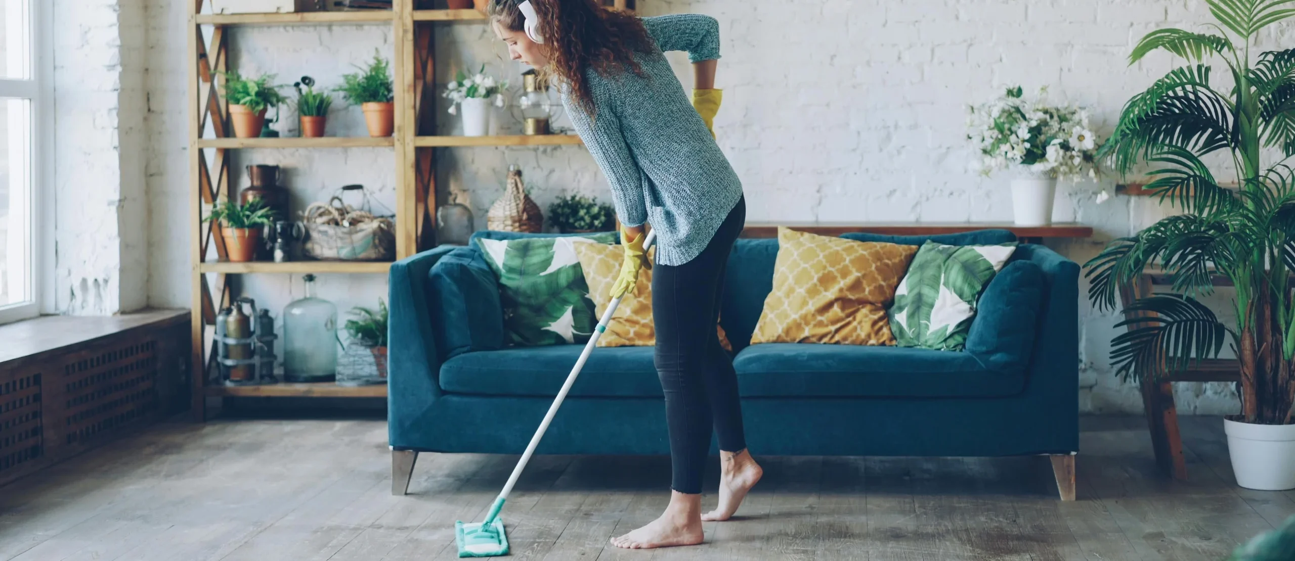 Household cleaning tools